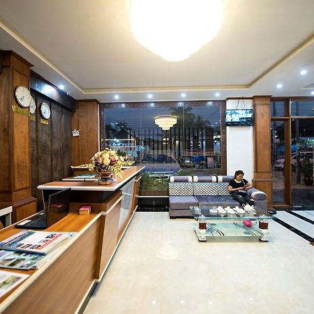 Vang Vieng Freedom Star'S Hotel エクステリア 写真