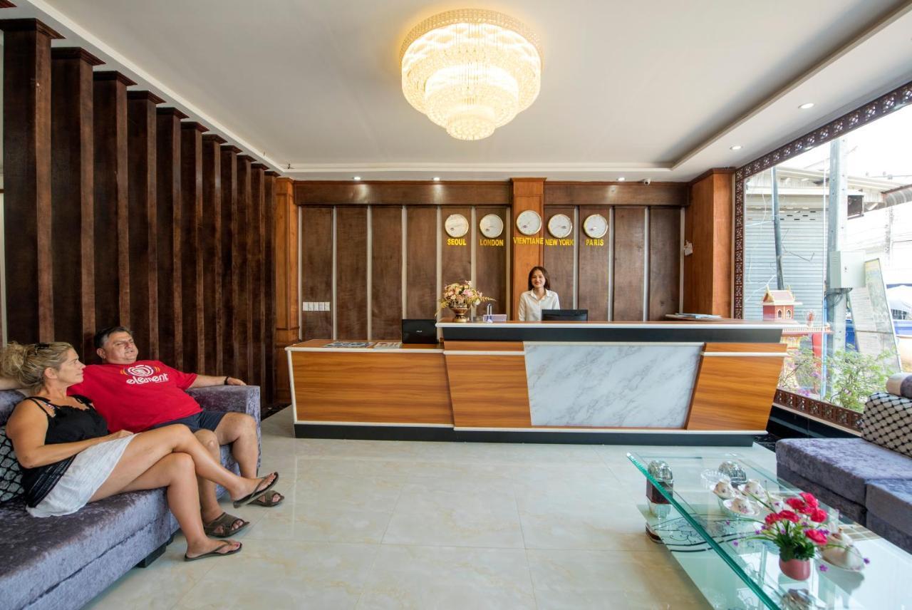 Vang Vieng Freedom Star'S Hotel エクステリア 写真
